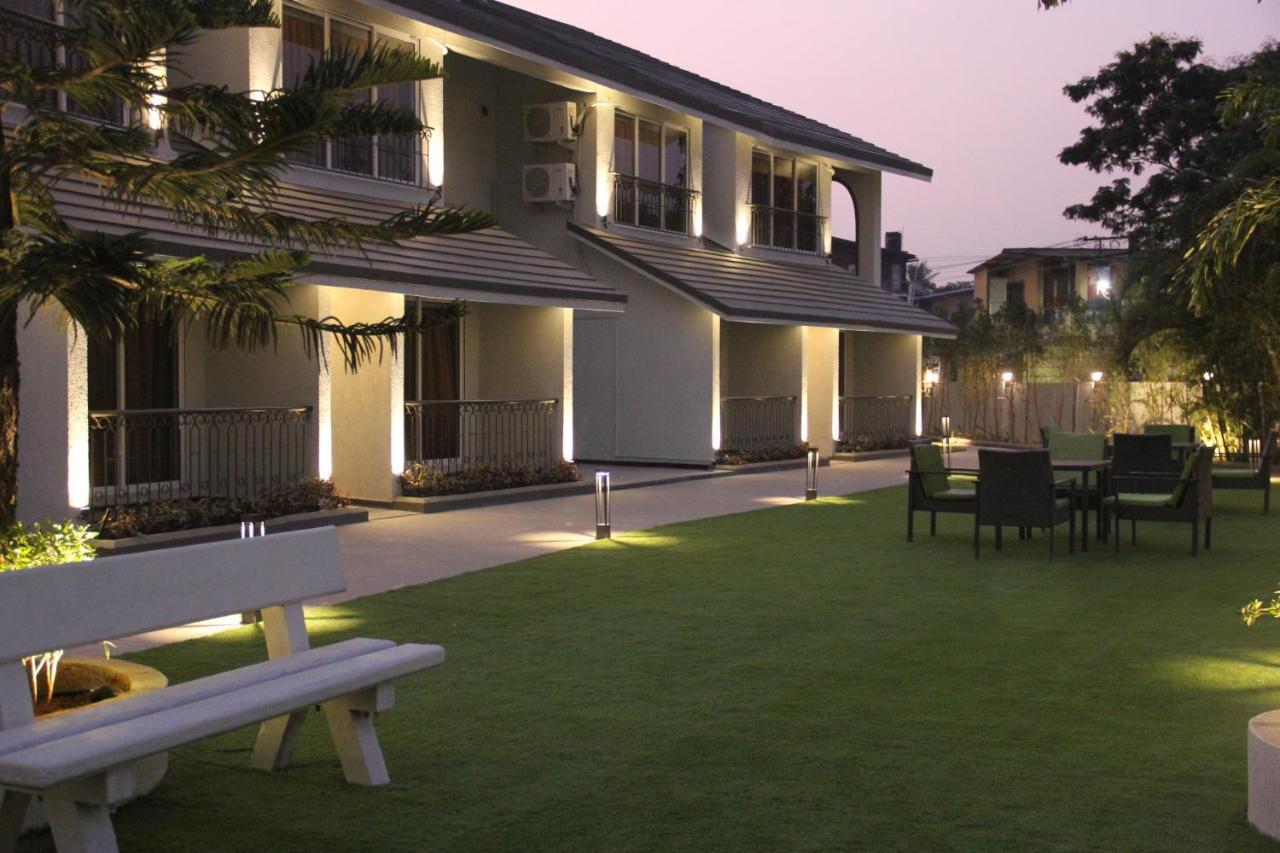 Meritas Adore Resort Lonavala Kültér fotó
