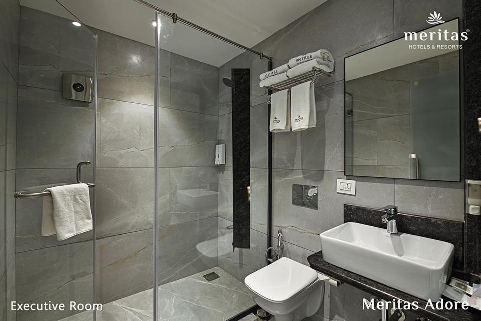 Meritas Adore Resort Lonavala Kültér fotó